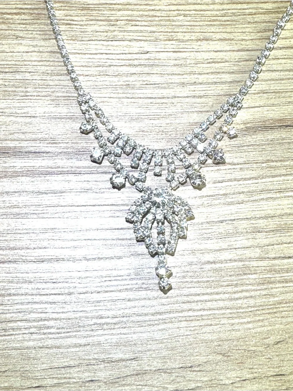 Elegant Silver-Tone Crystal Statement Necklace - Sparkling White